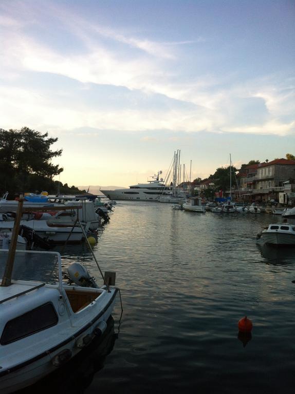 Apartment Ivona Stomorska Εξωτερικό φωτογραφία